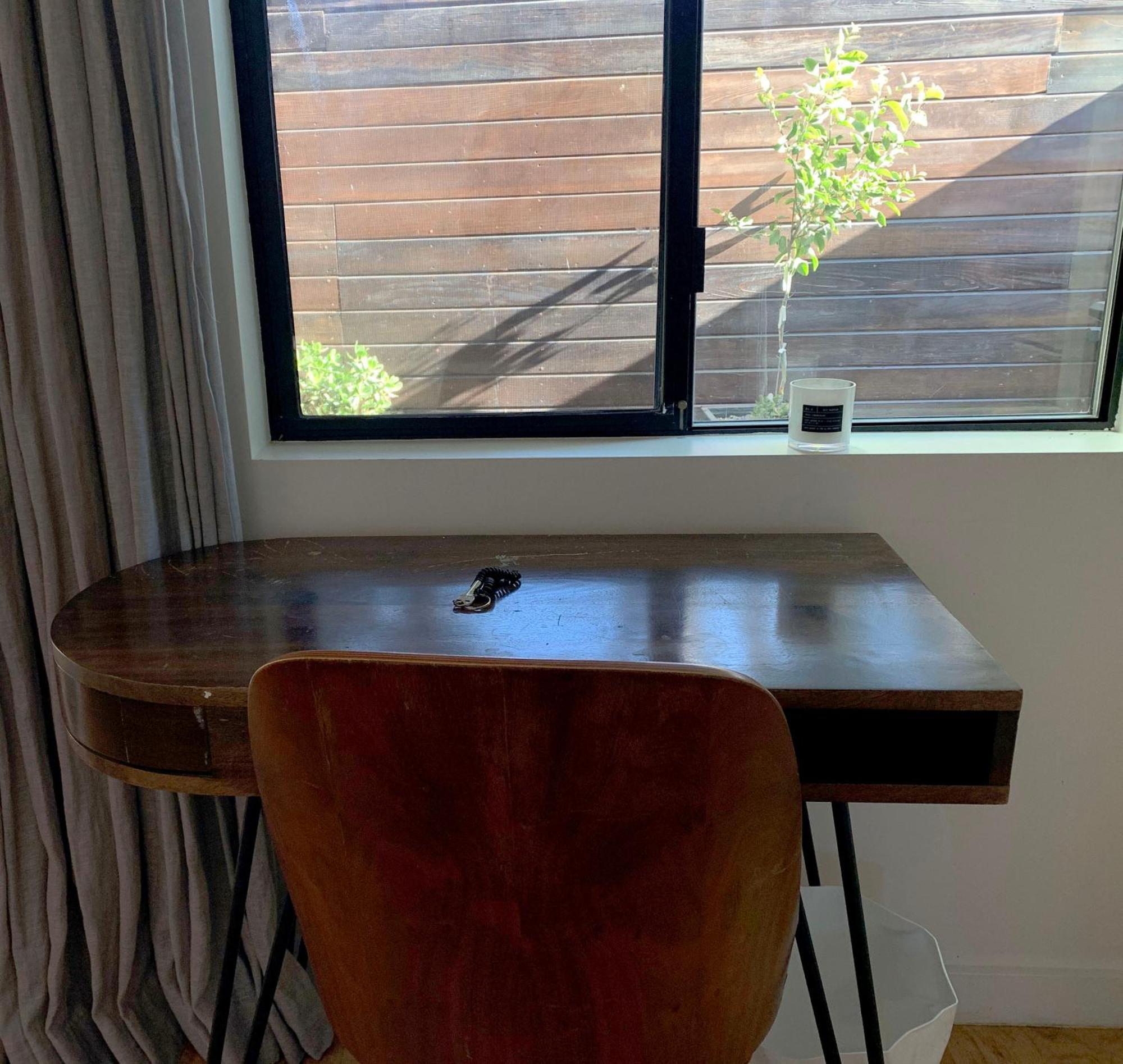 Venice Beach Studio With Large Private Patio Steps To The Beach Los Angeles Exteriér fotografie